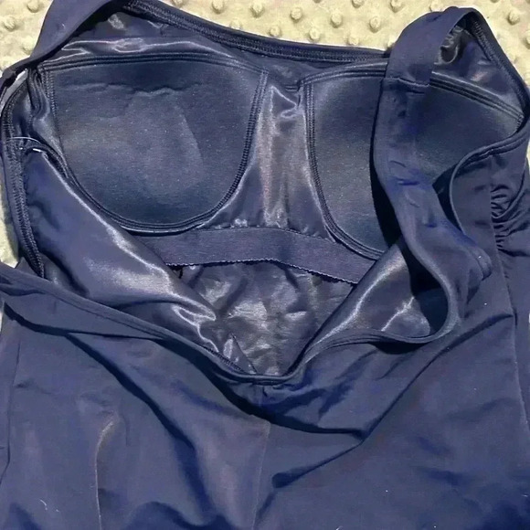 Landsβ End Navy Blue Full Piece Swim Suit, Size 14 D! NWT - Picture 4 of 4